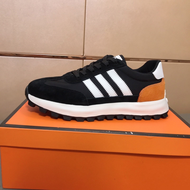 Pra*a casual shoes